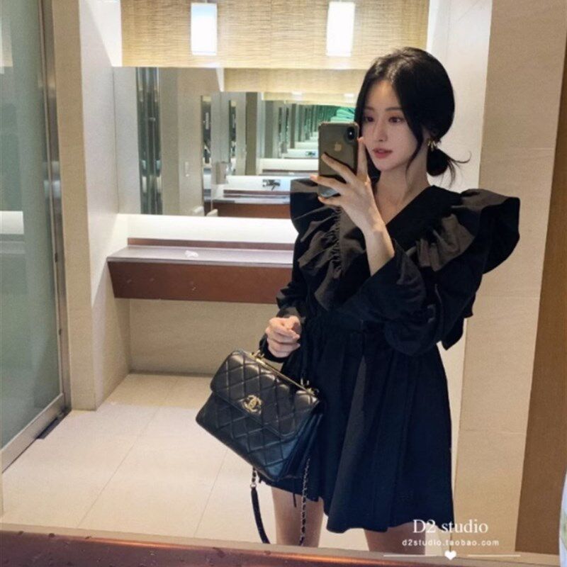 韩国东大门气质收腰连衣裙春季甜美荷叶边V领衬衫短款A字娃娃裙子