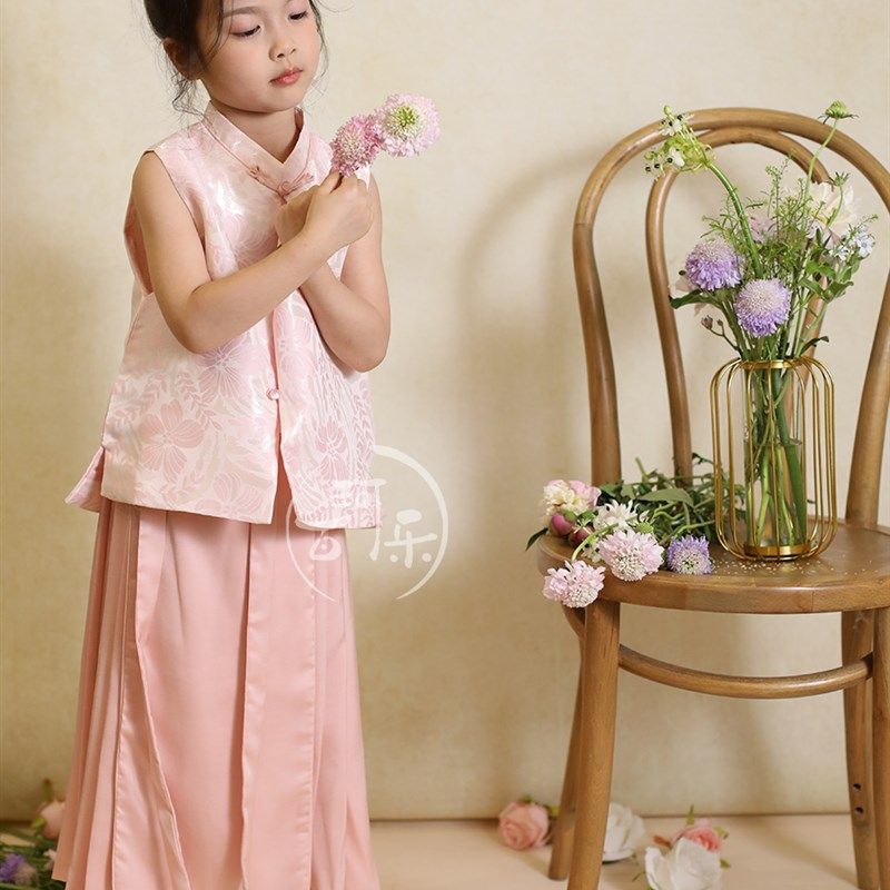 新款亲子薄款女童改良中国风春夏季新中式马面裙汉服对襟马甲套装