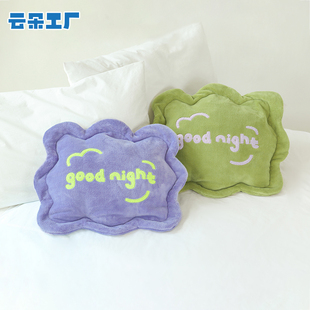 云朵工厂好梦商店梦境抱枕毯二合一车用枕头被午休靠枕盖毯两用