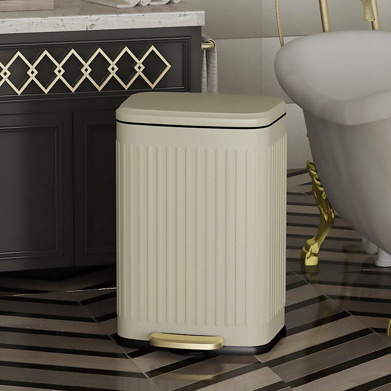 不锈钢垃圾桶家用客厅2024新款厨房专用大容量轻奢带盖商办公新品