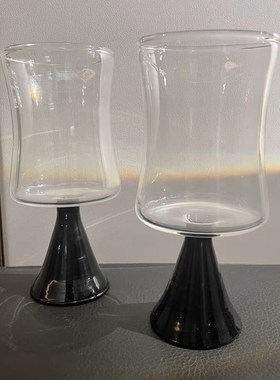 法式复古玻璃酒杯家用香槟杯北欧轻奢创意酒杯黑色高脚杯子红酒杯