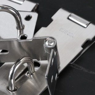 304不锈钢大号锁扣电箱卡扣锁鼻子固定搭扣老式木门门栓明装门扣