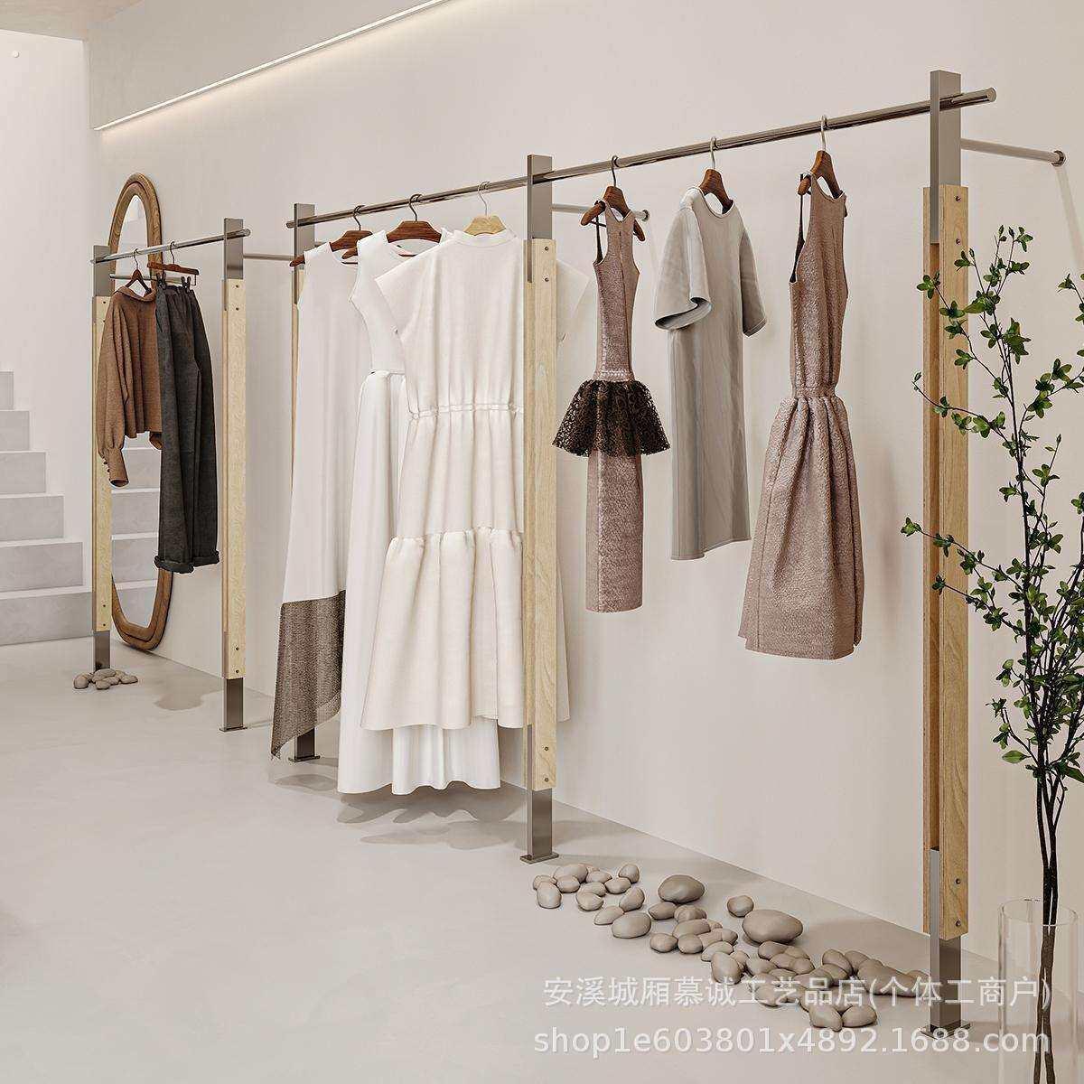 服装店原木色展示架不锈钢上墙挂衣架落地式陈列架女装店衣服货架