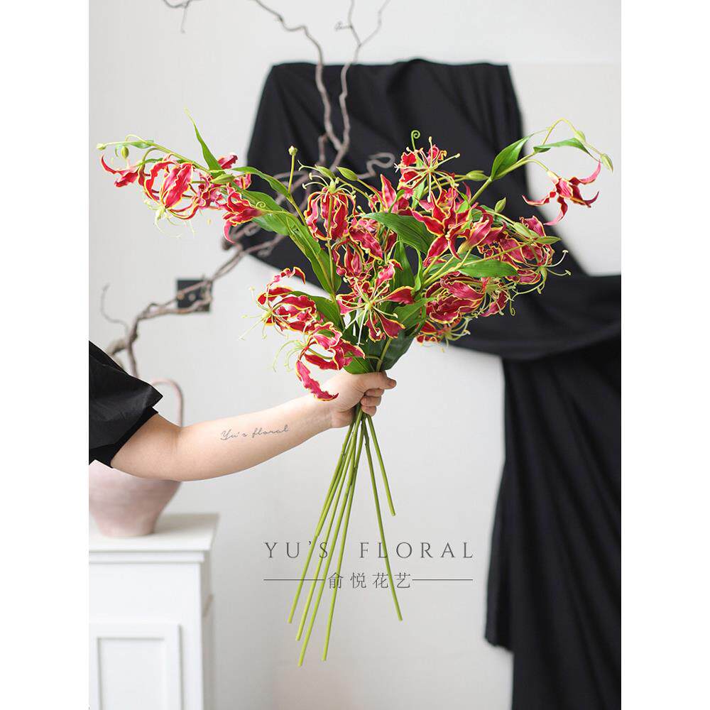 模拟花嘉兰火焰百合单枝假花小生境家居装饰摄影道具饰品花卉摄影
