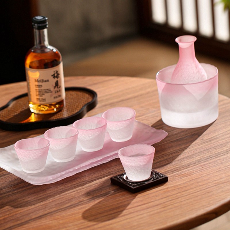 日式清酒杯子酒具套装高端妃粉玻璃酒壶白酒果酒米酒杯少女小酒杯