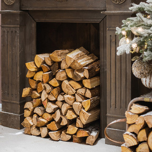 壁炉装饰木柴家用劈柴天然木头杉木原木客厅咖啡馆背景墙柴架柴堆