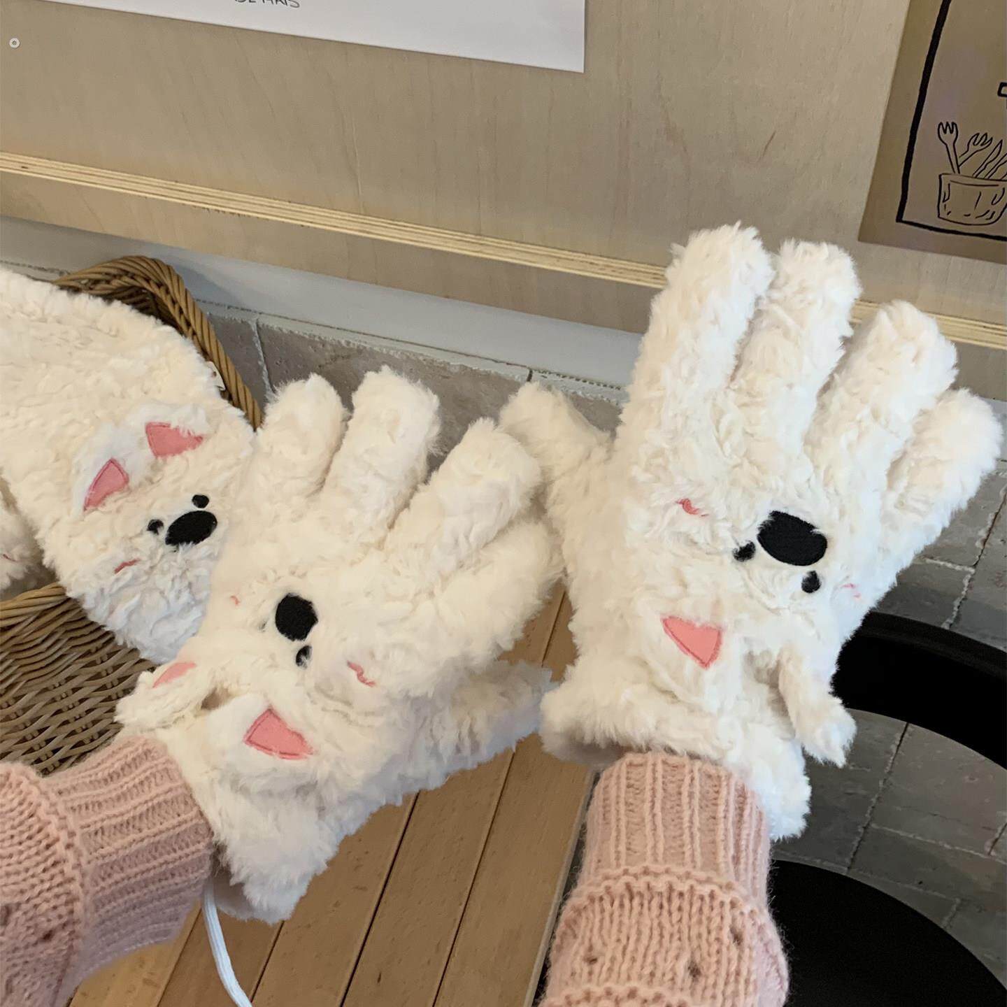 可爱毛绒骑行手套女冬季保暖加绒加厚可触屏学生骑车挂脖五指手套