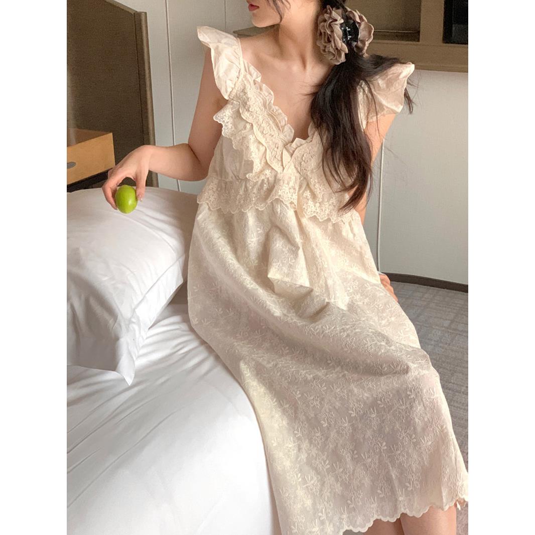 宫廷风V领吊带睡裙女夏季新款蕾丝边提花纹背心带胸垫睡衣家居服