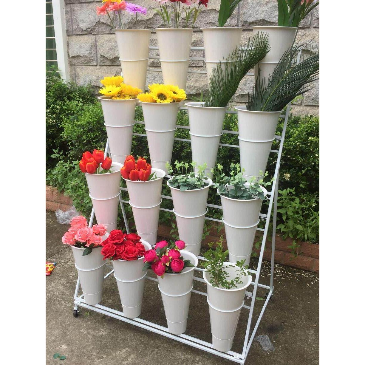 花店鲜花展示架多层阶梯花架摆花带万向轮铁艺架子养花桶塑料花筒