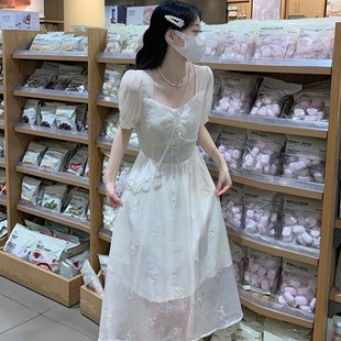 高中女生甜美温柔风连衣裙夏2024新款初中学生时尚国潮气质公主裙