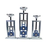 UCT立式 204流水线206涨紧207托辊208传送带205 可调节滑动轴承座T