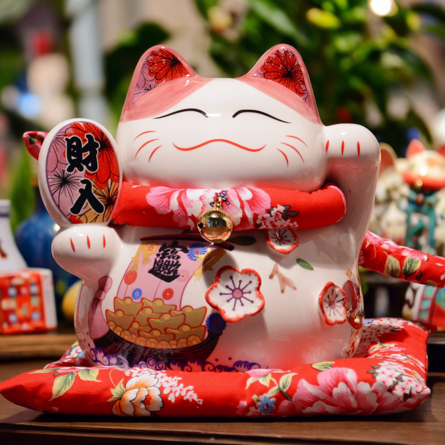 中号大号招财猫摆件高温陶瓷不开裂不掉色适用店铺家里摆放发财猫