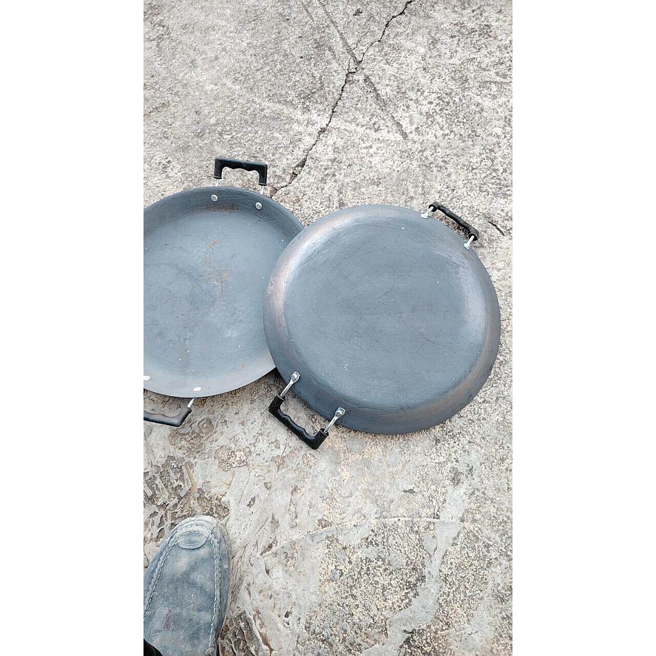平底锅铸铁煎锅煎锅烤鱼板铸铁无涂层加厚商用户用煎饼锅罗面饼
