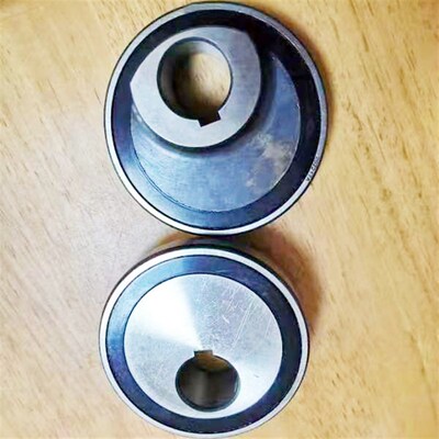 雷沃RG60RG70收割机原厂配件,雷沃振动筛轴偏心轴承总成,91805