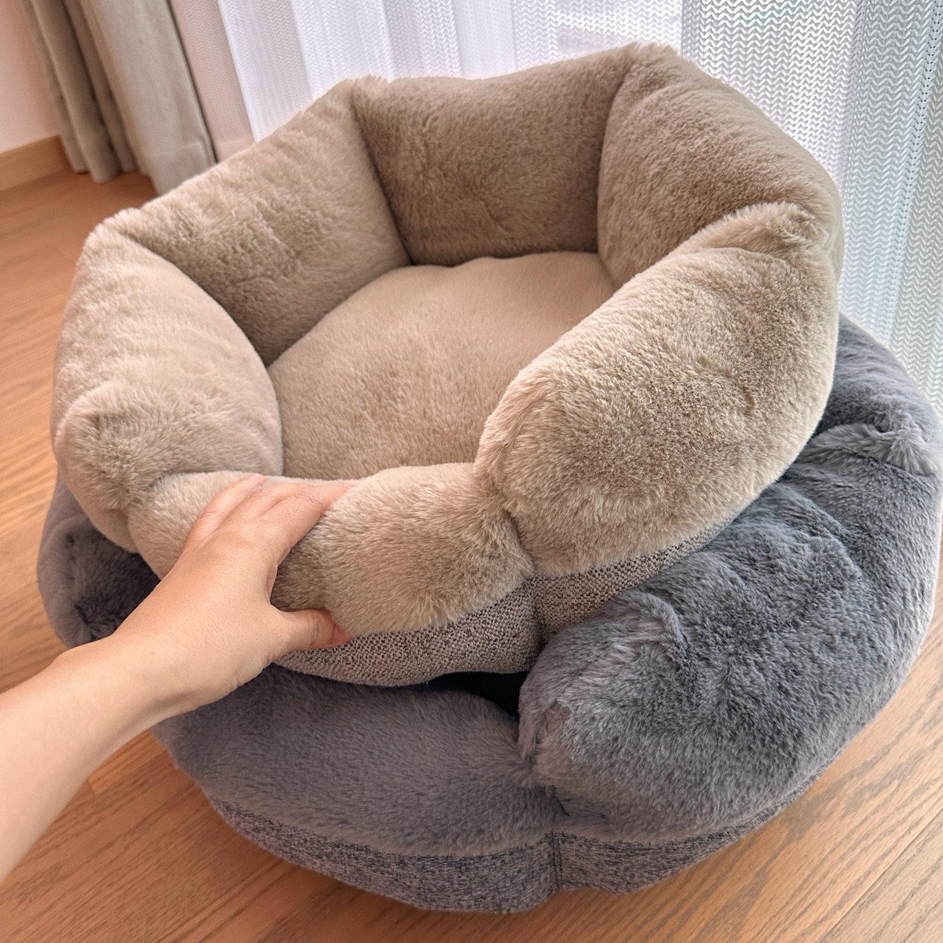 秋冬新款毛绒狗窝小型犬猫窝加厚加绒保暖厚实软乎乎狗沙发狗床垫