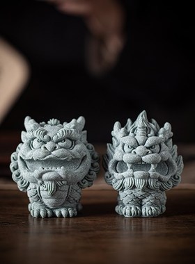 创意瑞兽麒麟金蟾貔貅笔架笔搁文房镇纸茶宠摆件中式书房桌面装饰