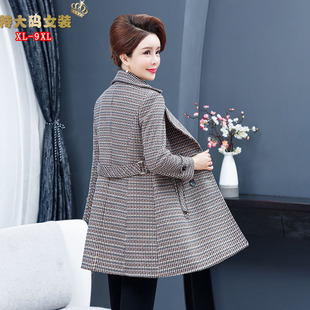老太太服装秋冬装衣服胖妈妈大码女装200斤高贵洋气外套女士风衣