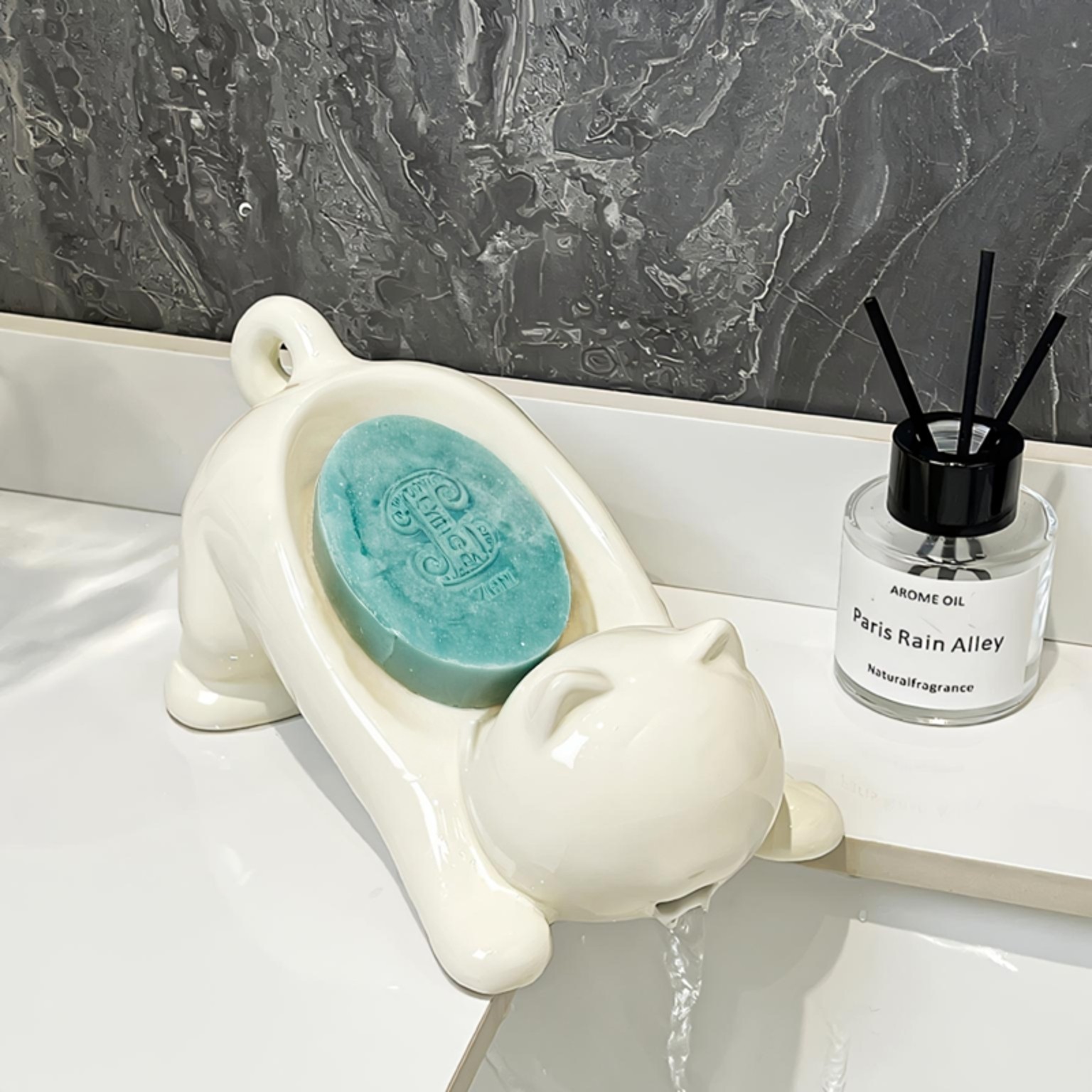 卡通创意陶瓷妖娆猫肥皂盒子可爱香皂盒卫生间不积水沥水肥皂碟托