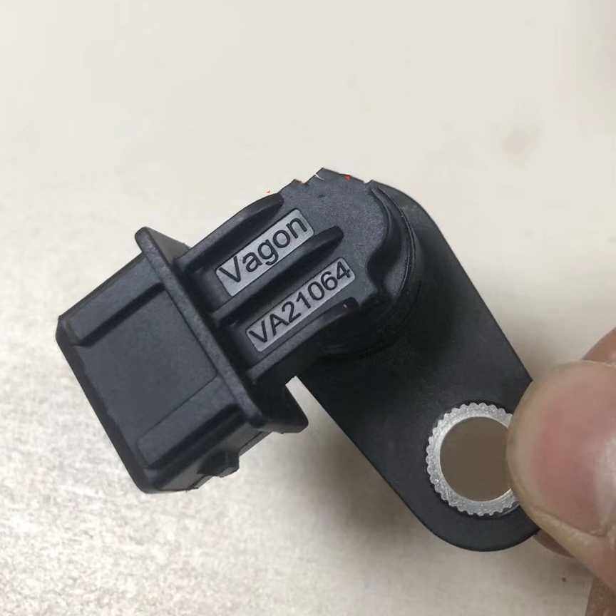 四川现代南骏瑞逸LJ469发动机凸轮轴位置传感器469凸轮轴VA21064