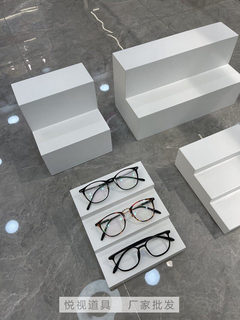 眼镜店热卖实木烤漆方块层次楼梯墨镜太阳镜橱窗高贵陈列展示架子