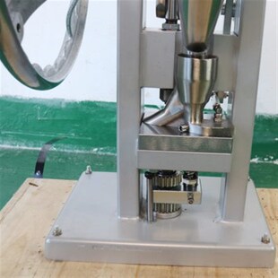 厂促促手摇手动单冲中片p制丸实验室制片机小型家用模具压片机品