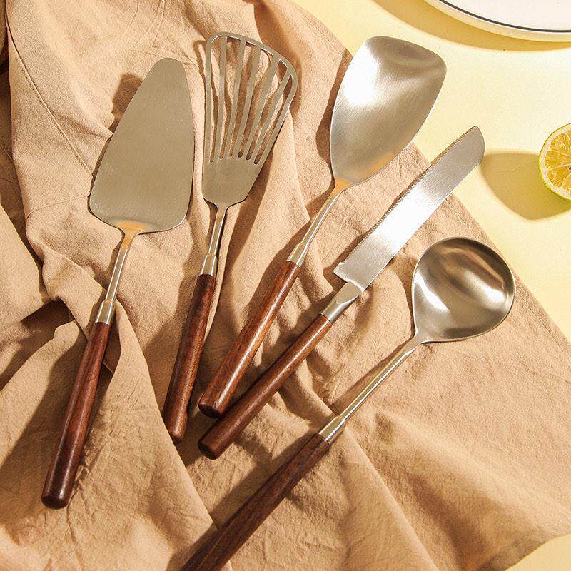 胡桃木304食品级不锈钢厨具煎铲家用火锅饭汤勺面包蛋糕刀披萨铲