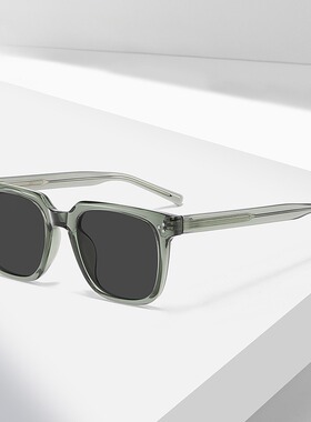 绿色方框偏光防紫外线超轻墨镜