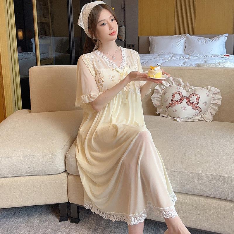带胸垫公主睡裙女夏季薄款甜美可爱网纱大码宽松蕾丝网红风睡衣裙