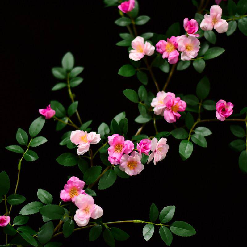 彷真玫瑰花藤蔷薇藤蔓假花花藤条空调管道装饰花藤缠绕塑料花壁挂