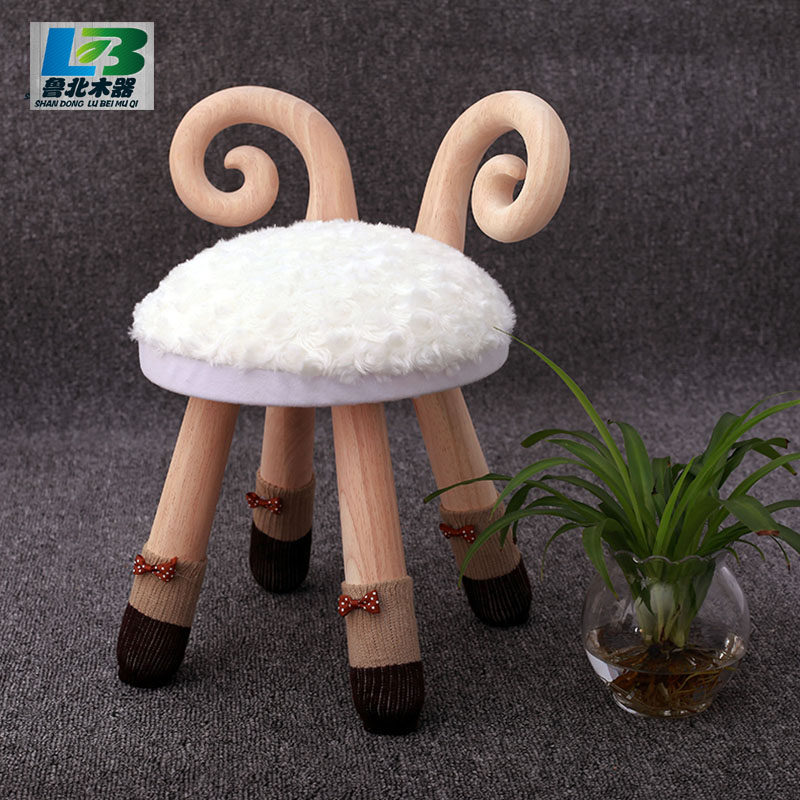 卡通凳子实木儿童靠背可爱桌椅创意幼儿园简约小鹿动物椅小羊板凳