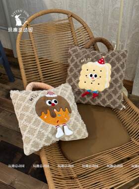 夹心饼干抱枕被子两用办公室午睡靠枕加厚毯子二合一车载靠垫枕头
