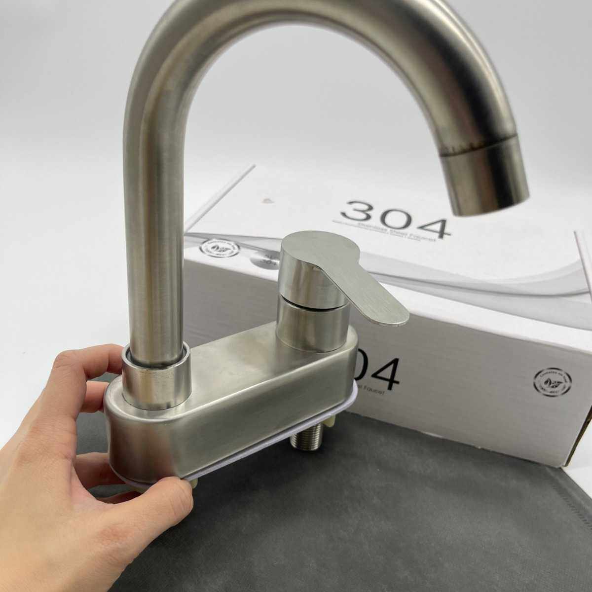 304带滚珠冷热水龙头台上盆洗手洗脸池冷暖面盆双孔洗脸盆水龙头