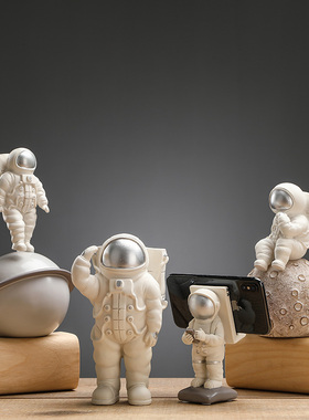 北欧风宇航员摆件桌面太空人手机架样板房电视柜家居软装饰摆设品