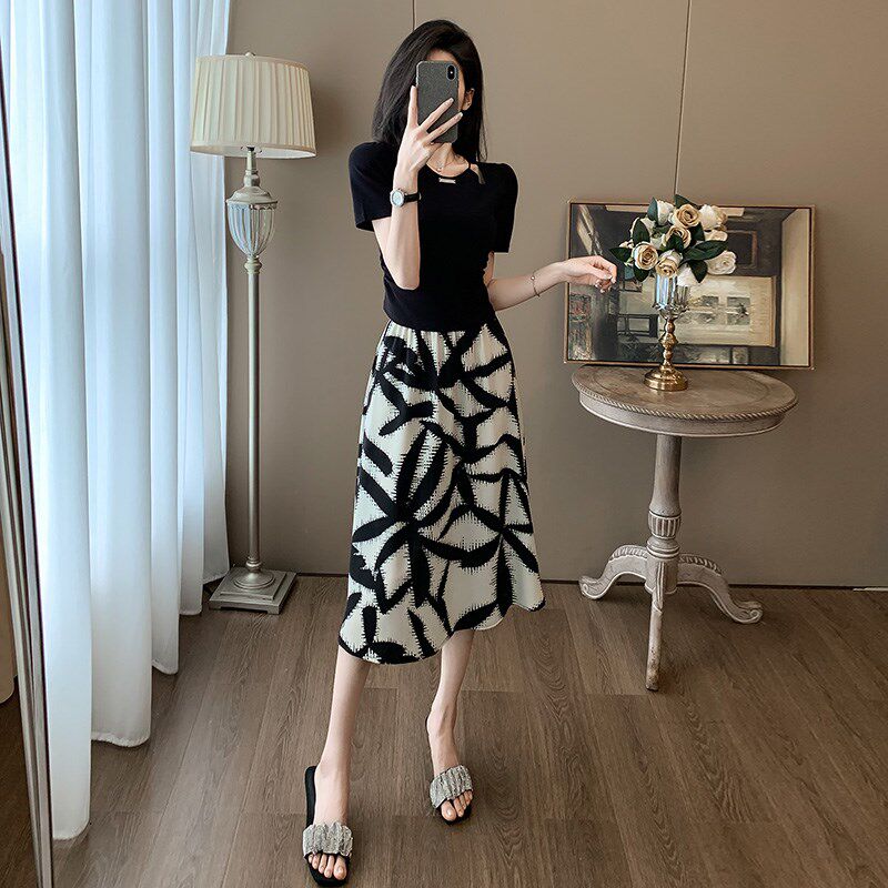 轻熟风御姐范休闲套装女夏季新款显瘦黑色短袖上衣半身裙两件套潮