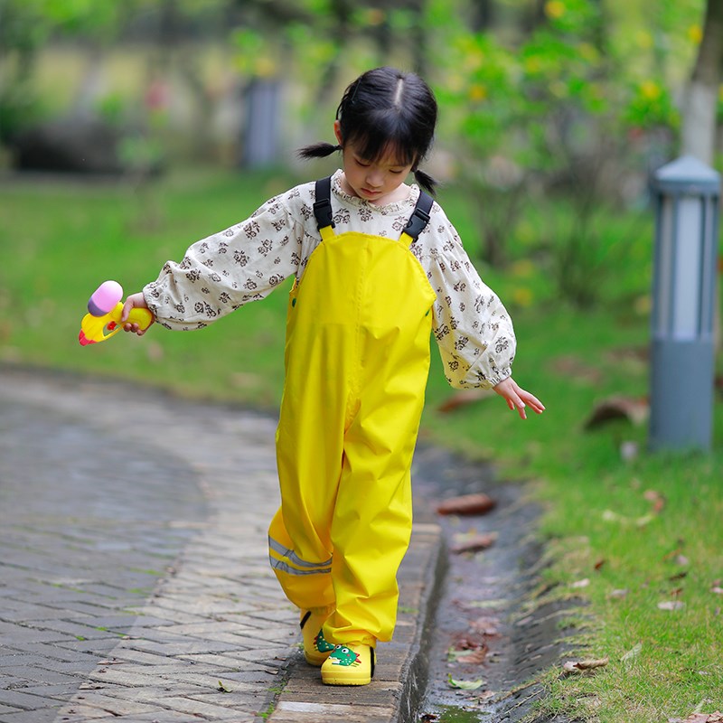 儿童雨衣背带雨裤连体安吉游戏服两用款防水全身男女童幼儿园套装