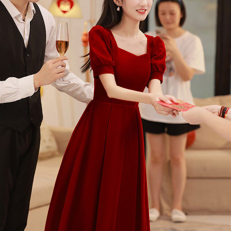 法式敬酒服新娘小个子简约大方订婚礼服红色连衣裙平时可穿礼服