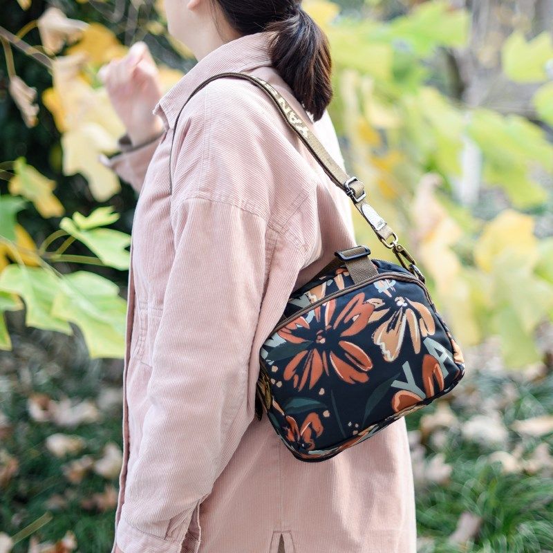 阎双创造斜挎包女包2024新款夏季包包女多隔层手提包轻便单肩布包,箱包皮具/热销女包/男包,通用款女包,淘宝优惠券,粉丝福利购,淘宝优惠卷