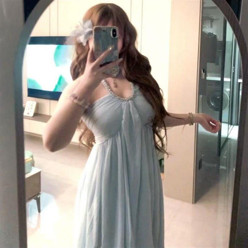 新款微胖大码法式夏季显白挂脖吊带仙女连衣裙高级感海边度假裙