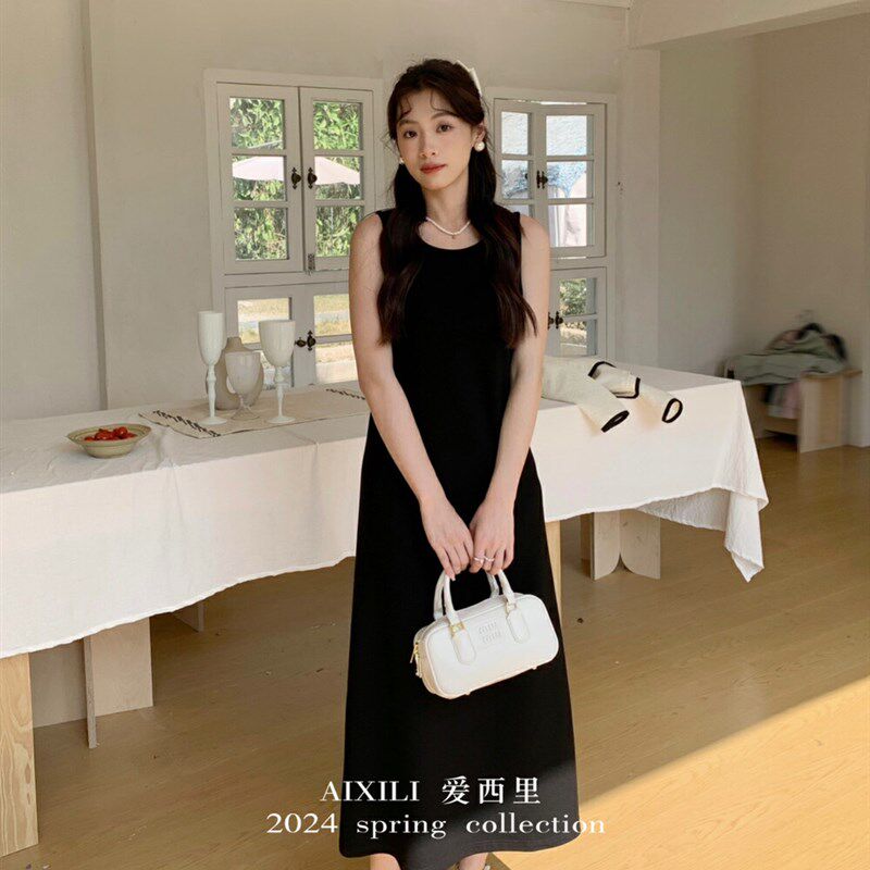 爱西里春季新款法式温柔无袖气质百搭显瘦圆领针织长款背心连衣裙