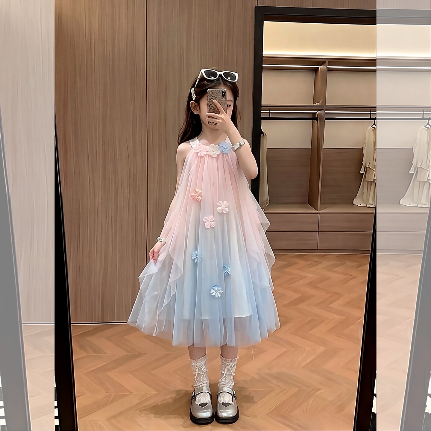 女童连衣裙夏季2026新款儿童绝美渐变吊带裙女大童夏装巨好看裙子