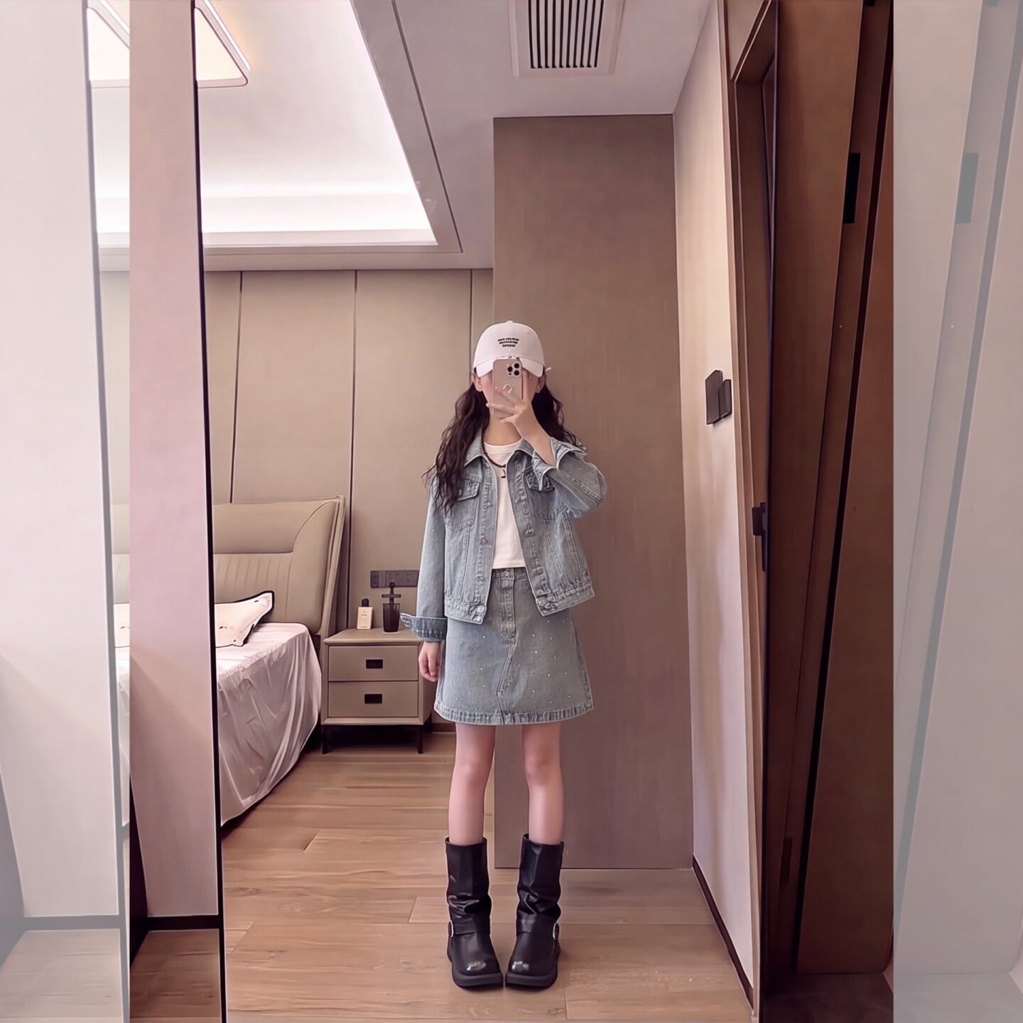 2026秋新款女童重工烫钻牛仔套女