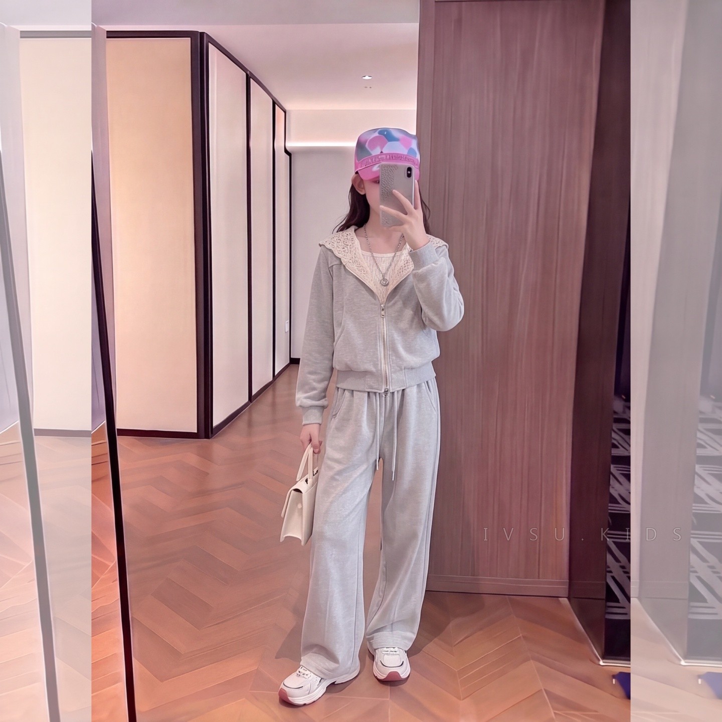 女大童秋季卫衣套装2026新款中大