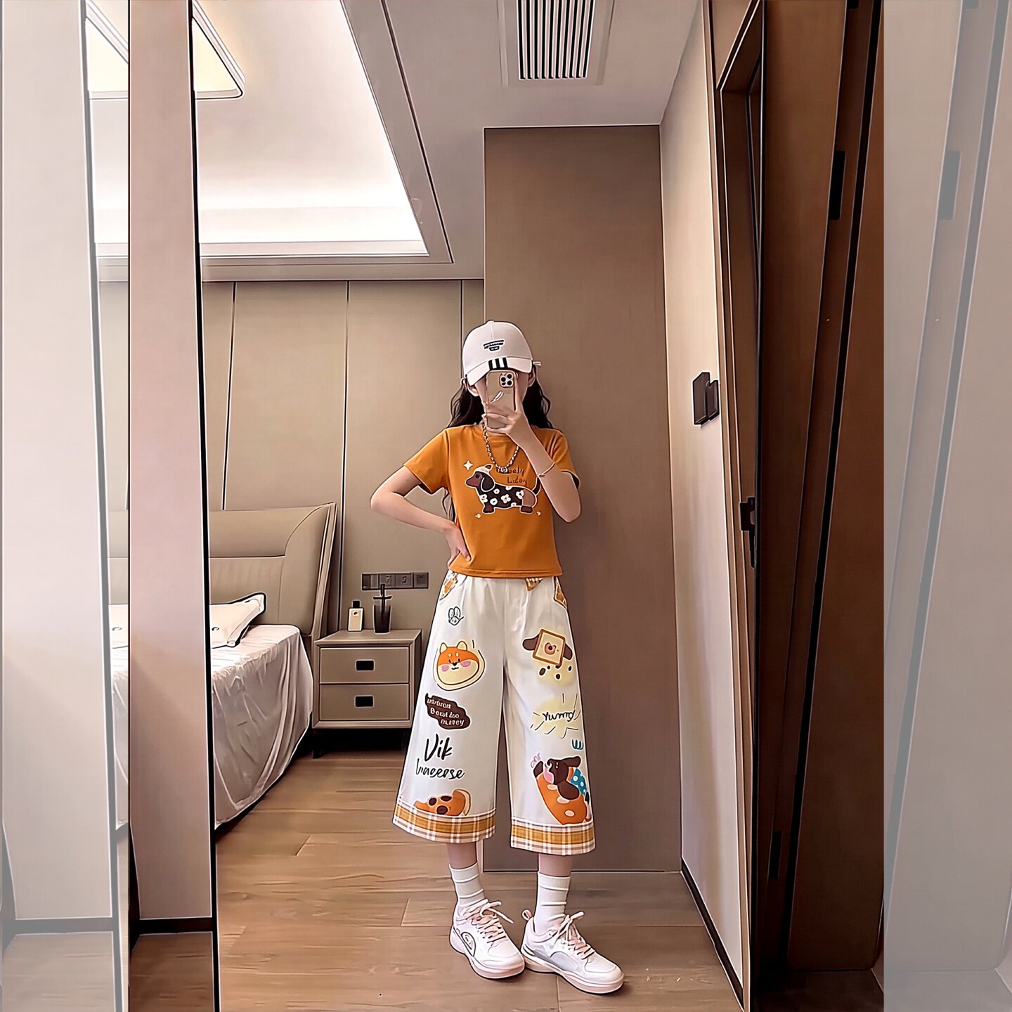 女童套装夏季2026新款女孩中大童拼格子卡通涂鸦七分裤儿童两件套