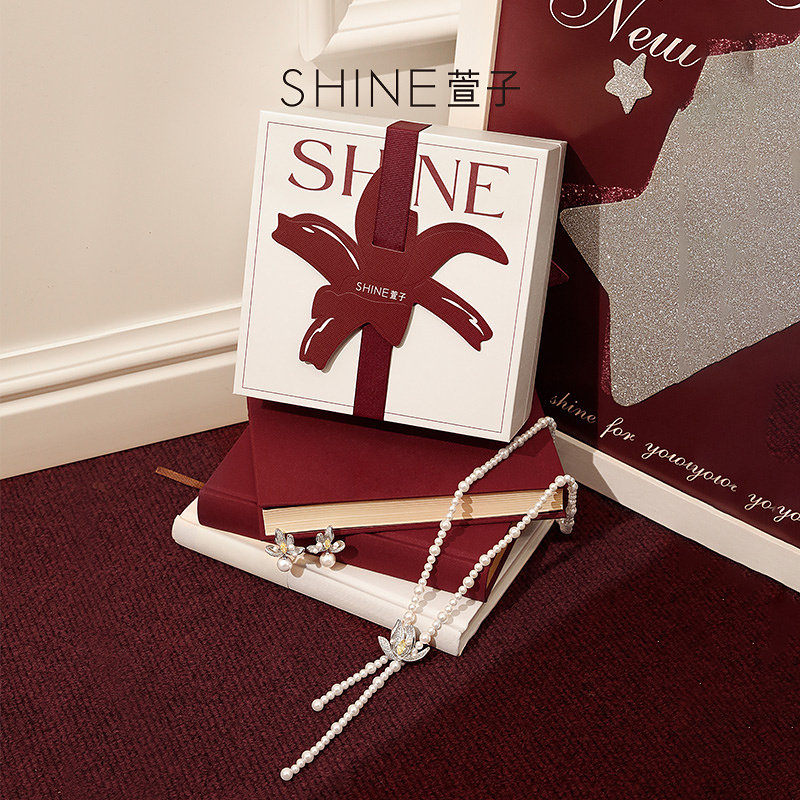 【官方奥莱】SHINE萱子饰品精致钉珠项链耳钉新年礼盒生日送女友