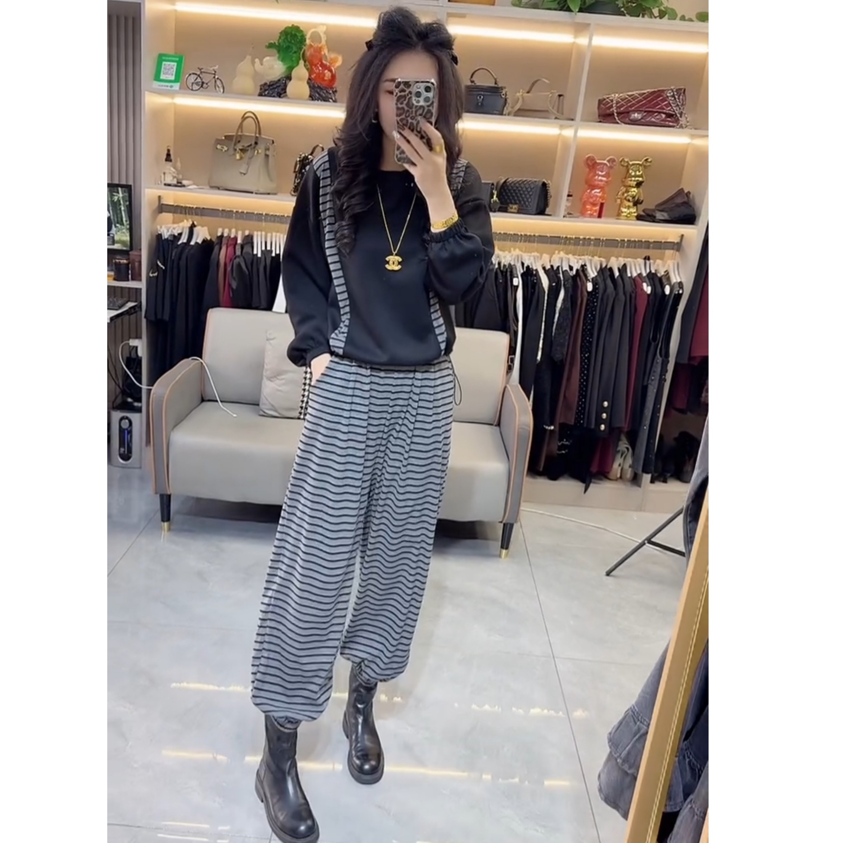 2025冬季新款加厚复古条纹卫衣套装女显瘦休闲两件套大码套装高级,女装/女士精品,时尚套装,淘宝优惠券,粉丝福利购,淘宝优惠卷