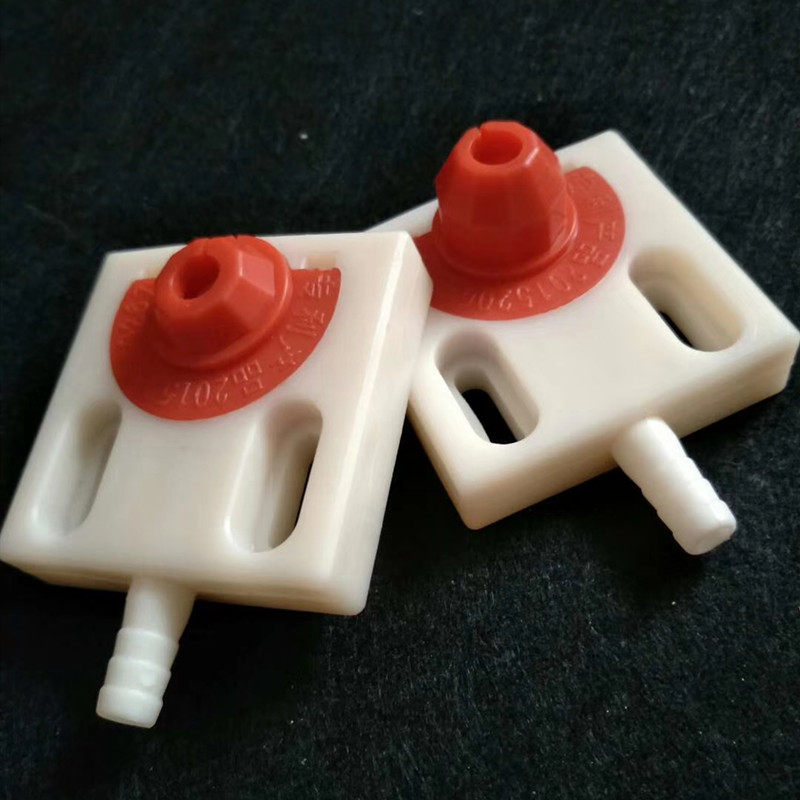 线切割配件线切割喷水板新型不堵喷水板60*60喷水板带磁新型产品