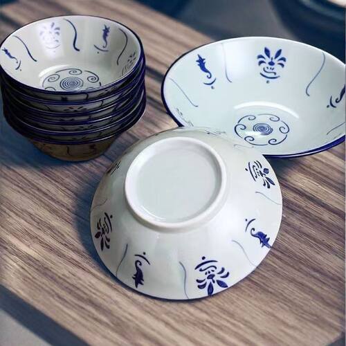 复古青花斗笠陶瓷面碗