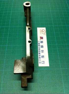 大嘴8B高头车摆针架/针杆架/15110-A/手袋皮革/厚料/海纳针车行