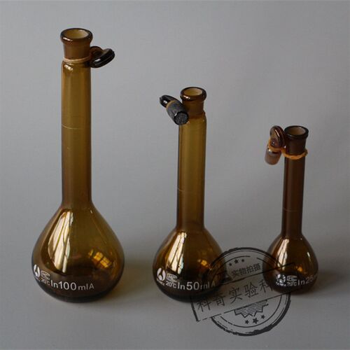 5 10 25 50 100 250 500 1000ml 2000ml棕色容量瓶玻璃容量瓶A级