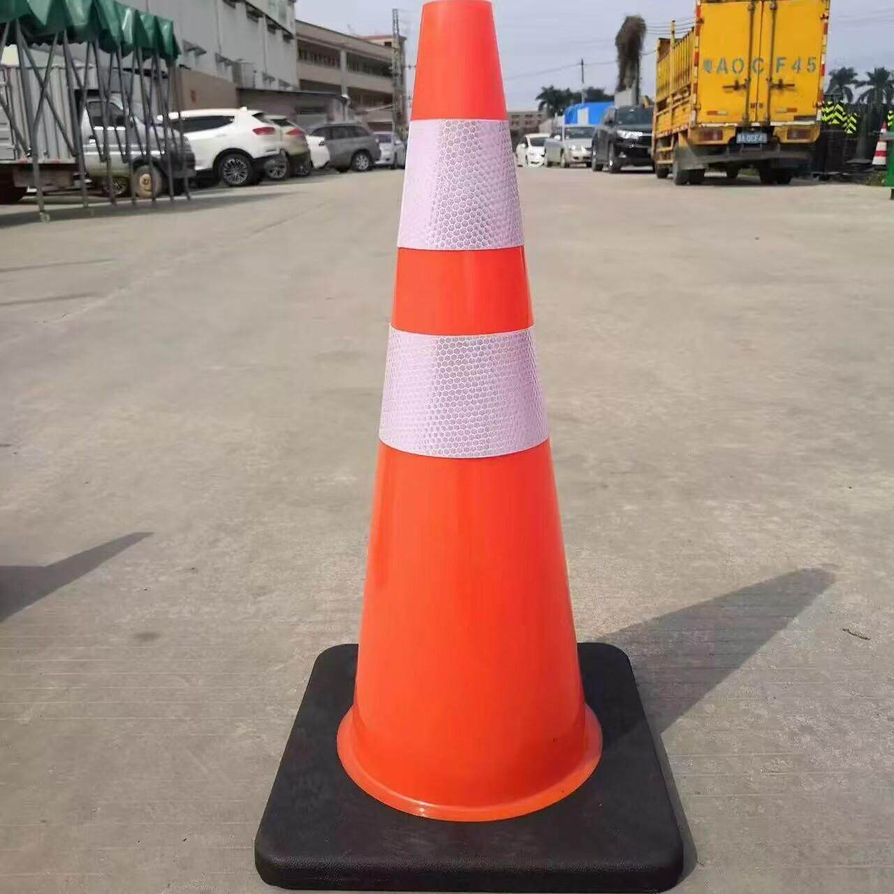 加厚加重PVC路锥反光圆锥70cm橡胶锥雪糕筒路障锥高速安全隔离墩